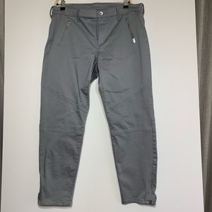 Banana Republic 31 cropped pants gray